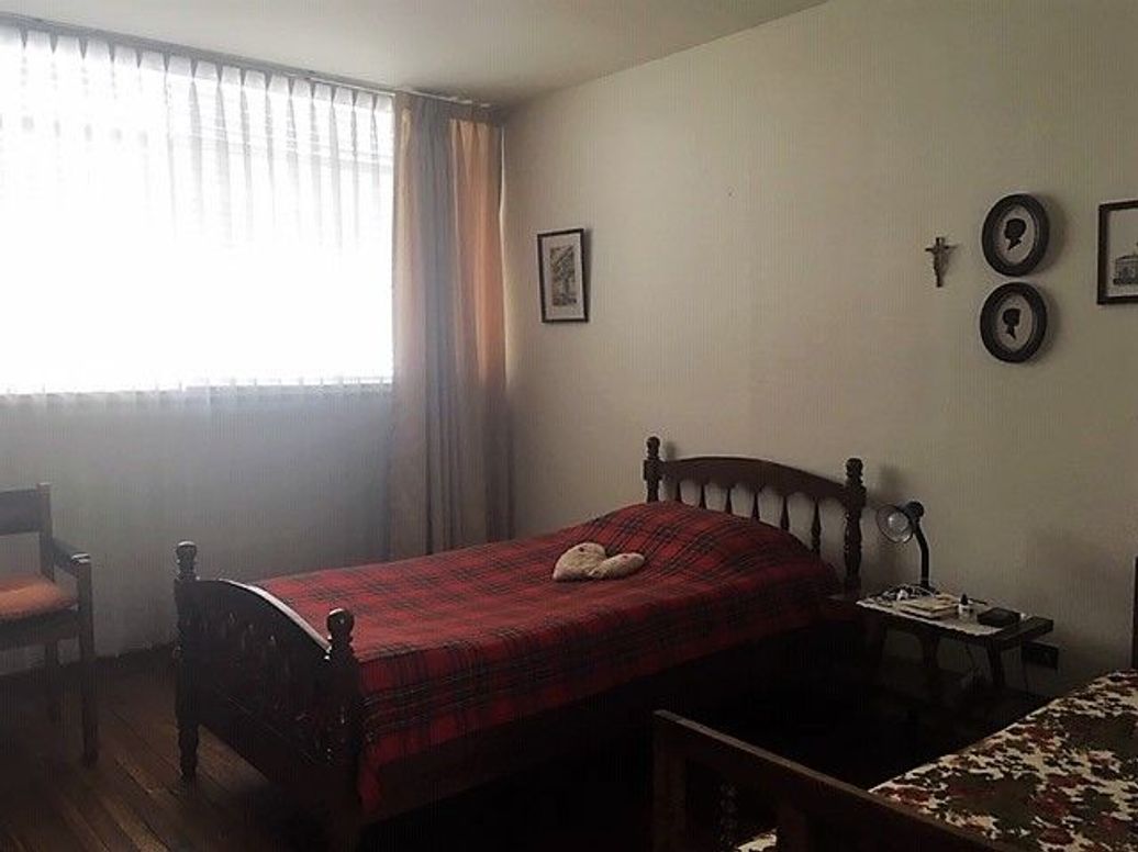 Casa de 4 alcobas en venta en La Soledad, Bogotá, 355 m² · foto 8 de 17