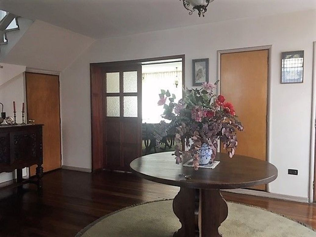 Casa de 4 alcobas en venta en La Soledad, Bogotá, 355 m² · foto 4 de 17