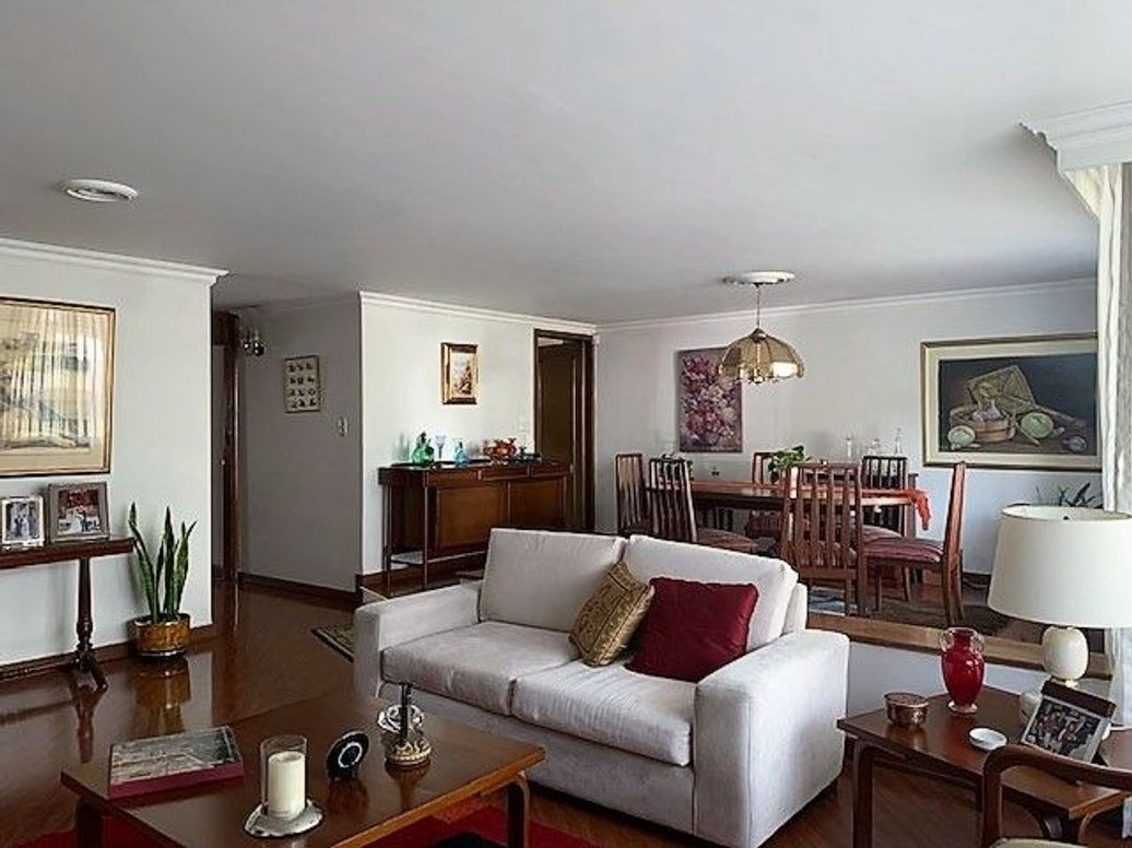 Apartamento de 3 alcobas en venta en San Patricio, Bogotá, 143 m² · foto 7 de 18