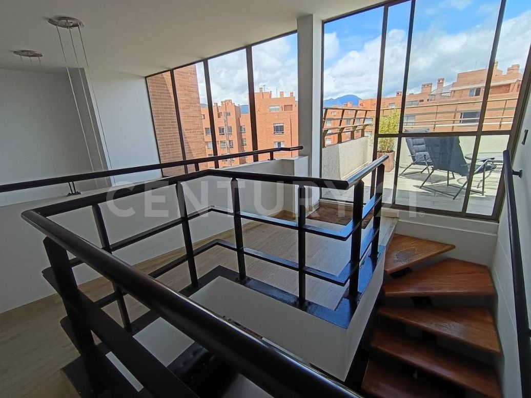Apartamento de 5 alcobas en venta en Ciudad Salitre, Bogotá, 240 m² · foto 10 de 20