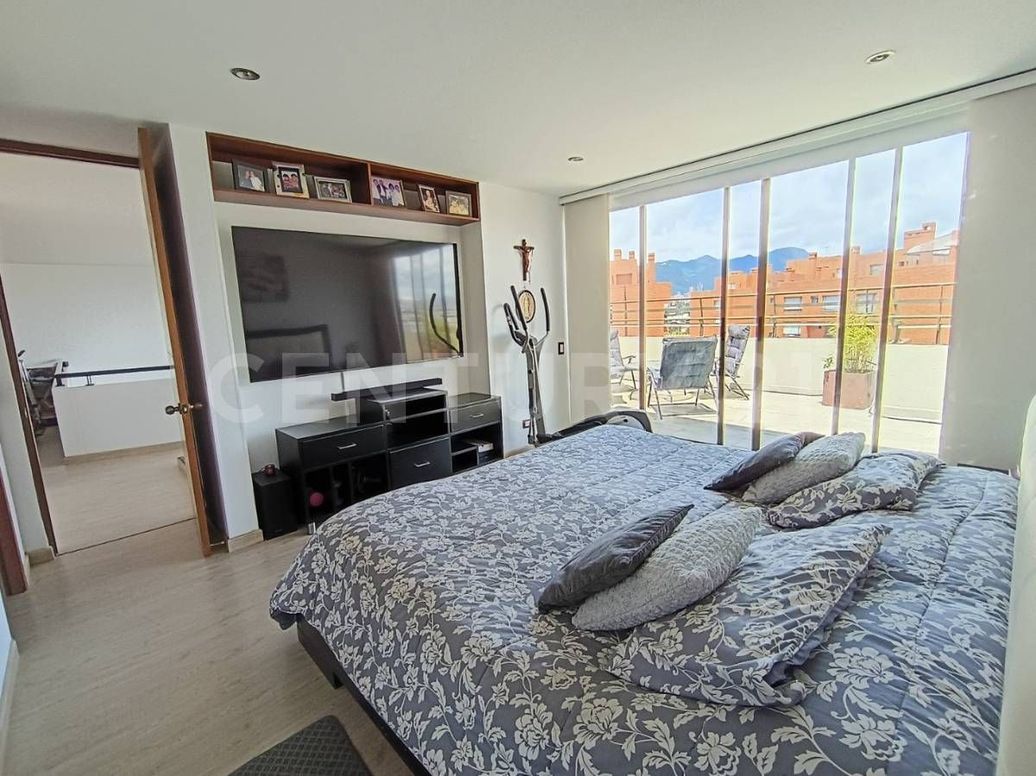 Apartamento de 5 alcobas en venta en Ciudad Salitre, Bogotá, 240 m² · foto 12 de 20