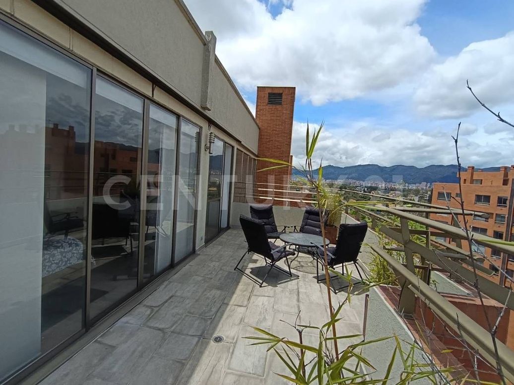 Apartamento de 5 alcobas en venta en Ciudad Salitre, Bogotá, 240 m² · foto 14 de 20
