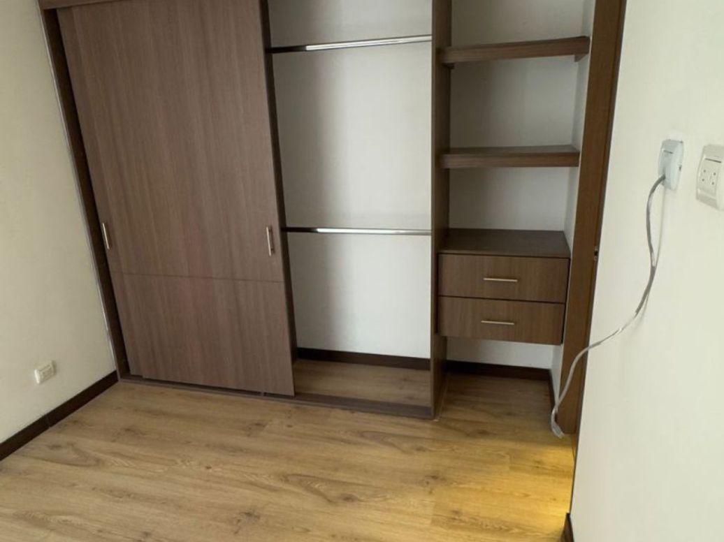 Apartamento de 3 alcobas en venta en El Dorado, Bogotá, 60 m² · foto 6 de 12