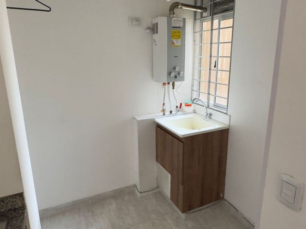 Apartamento de 3 alcobas en venta en El Dorado, Bogotá, 60 m² · foto 7 de 12