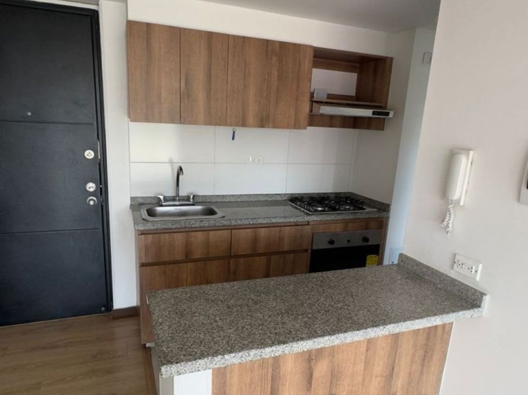 Apartamento de 3 alcobas en venta en El Dorado, Bogotá, 60 m² · foto 8 de 12