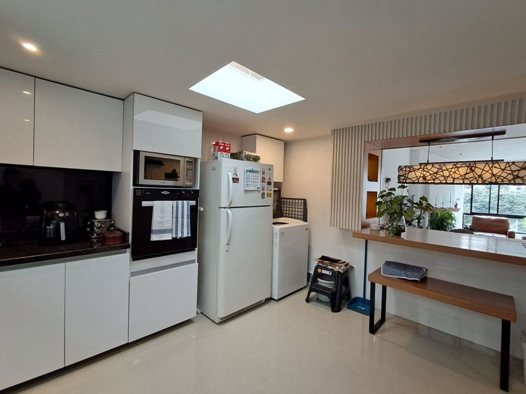 Apartamento de 3 alcobas en venta en El Contador, Bogotá, 104 m² · foto 6 de 16