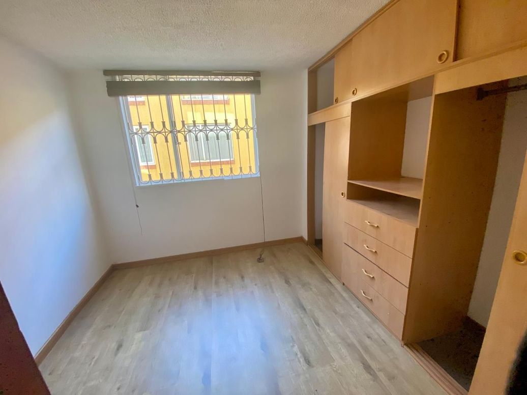Casa en venta en Mirandela, Bogotá · foto 12 de 17