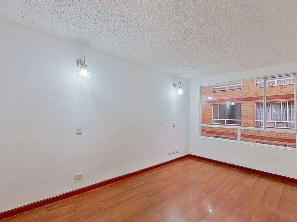 Apartamento de 3 alcobas en venta en Ub. Industrial Las Delicias, Bogotá, 49 m² · foto 2 de 18