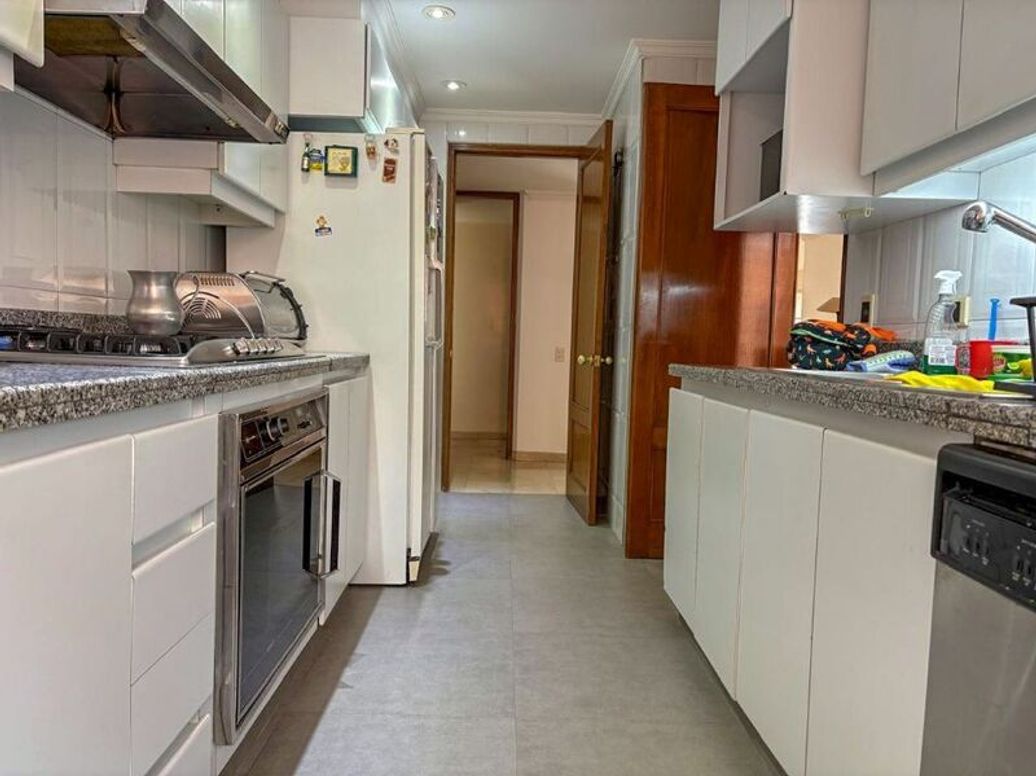 Apartamento de 3 alcobas en venta en A.S.D., Bogotá, 207 m² · foto 4 de 15