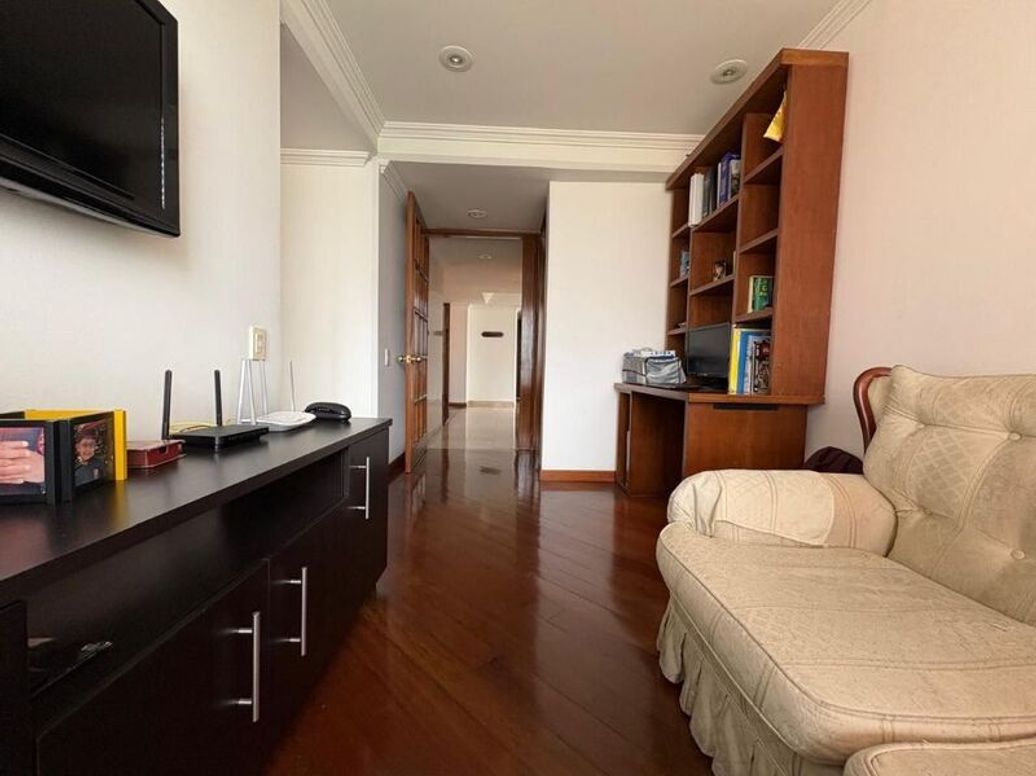 Apartamento de 3 alcobas en venta en A.S.D., Bogotá, 207 m² · foto 7 de 15