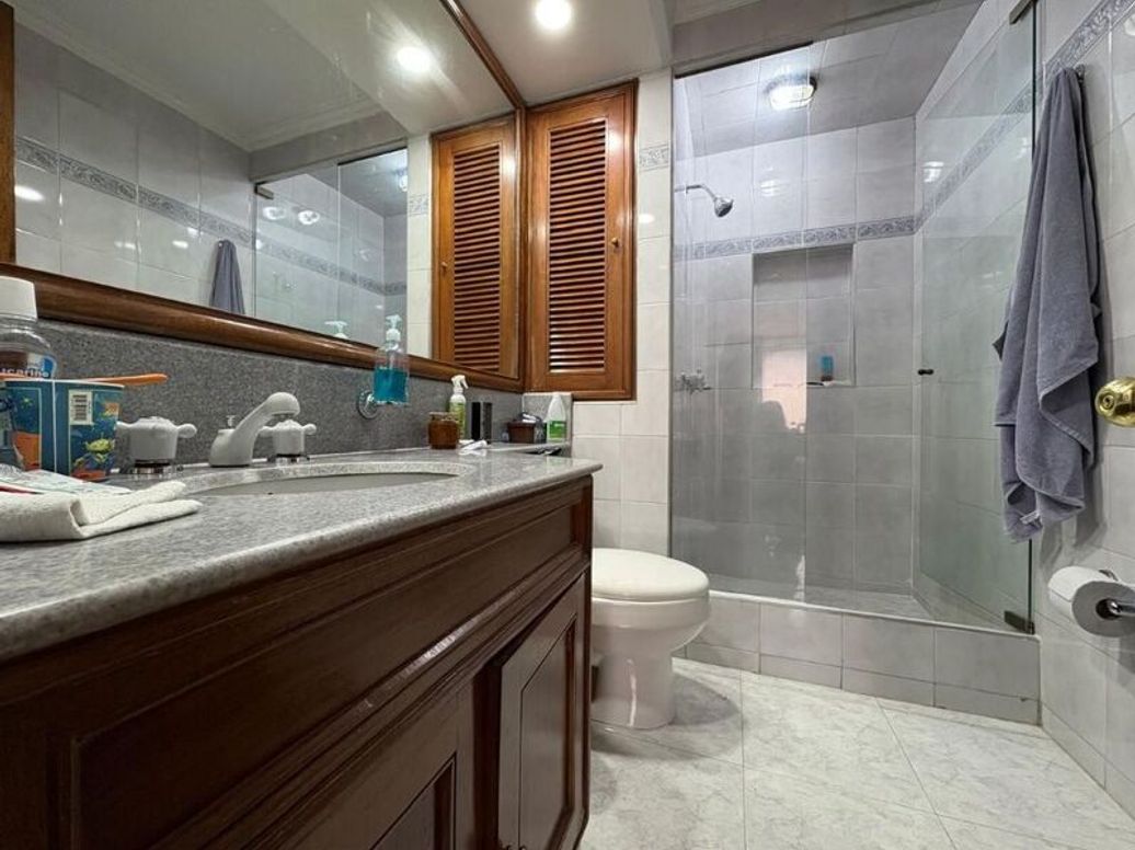 Apartamento de 3 alcobas en venta en A.S.D., Bogotá, 207 m² · foto 6 de 15