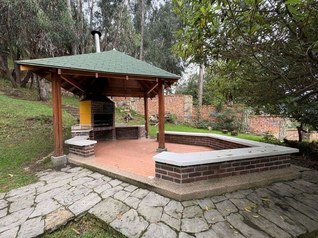 Apartamento de 3 alcobas en venta en A.S.D., Bogotá, 207 m² · foto 13 de 15