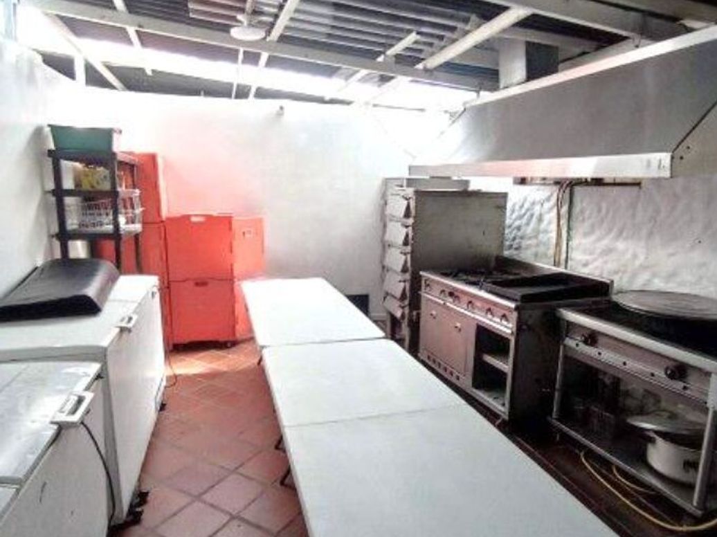 Casa de 4 alcobas en venta en Los Cedritos, Bogotá, 287 m² · foto 8 de 11