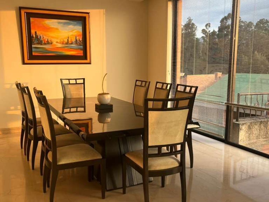Casa de 5 alcobas en venta en Usaquén, Bogotá, 520 m² · foto 4 de 18