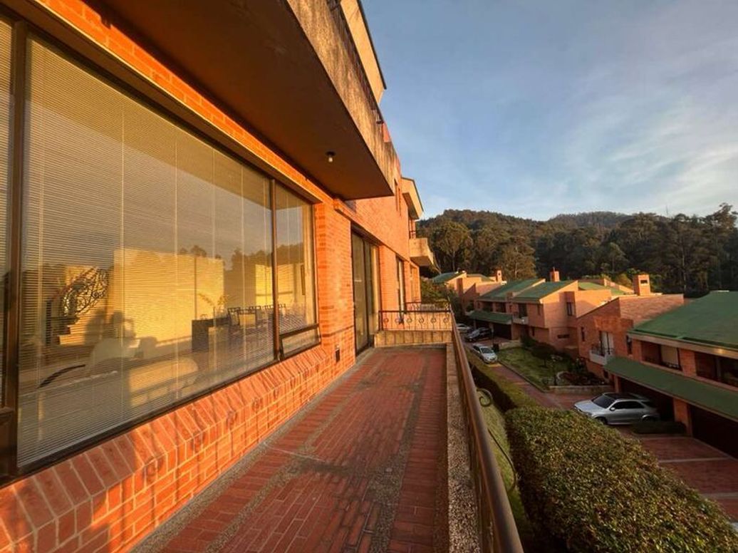 Casa de 5 alcobas en venta en Usaquén, Bogotá, 520 m² · foto 9 de 18