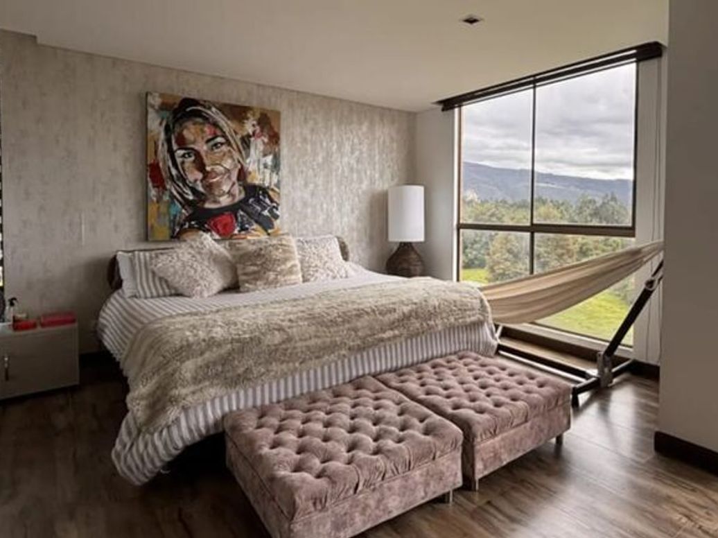 Apartamento de 3 alcobas en venta en Casa Blanca, Bogotá, 168 m² · foto 2 de 20