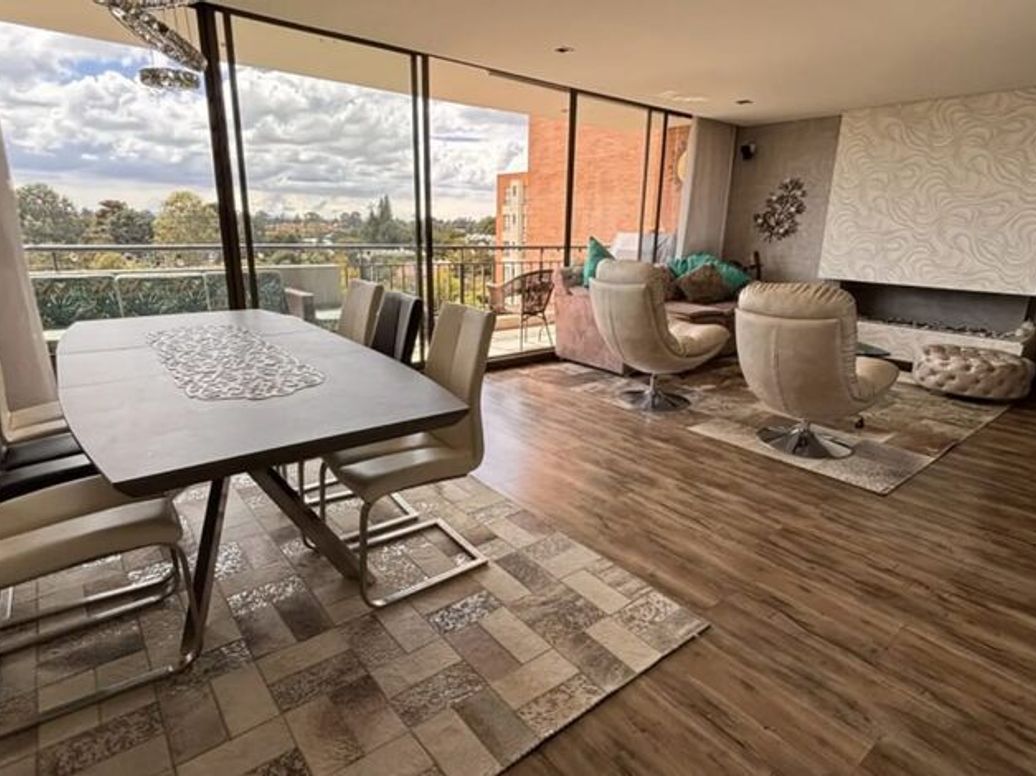 Apartamento de 3 alcobas en venta en Casa Blanca, Bogotá, 168 m² · foto 5 de 20