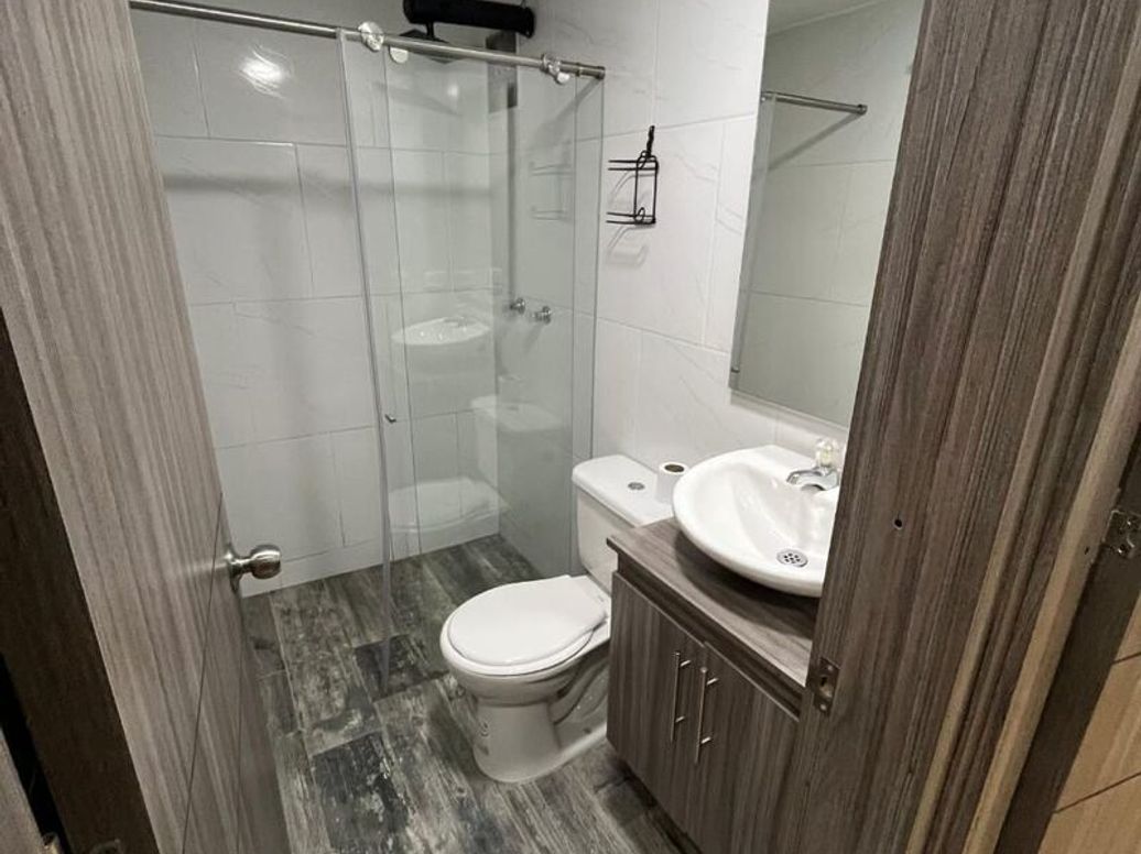 Apartamento de 2 alcobas en venta en Ub. Castilla Real, Bogotá, 39 m² · foto 8 de 15