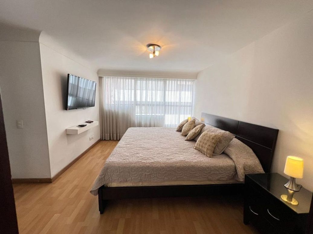 Apartamento de 3 alcobas en arriendo en Chico, Bogotá, 144 m² · foto 11 de 20