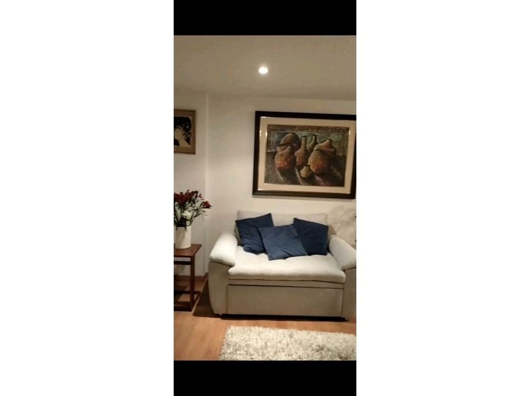 Apartamento de 2 alcobas en venta en Santa Barbara, Bogotá, 83 m² · foto 5 de 10