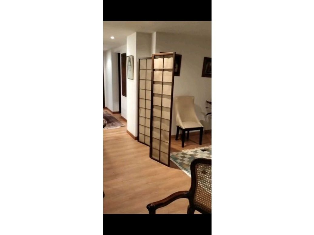Apartamento de 2 alcobas en venta en Santa Barbara, Bogotá, 83 m² · foto 4 de 10