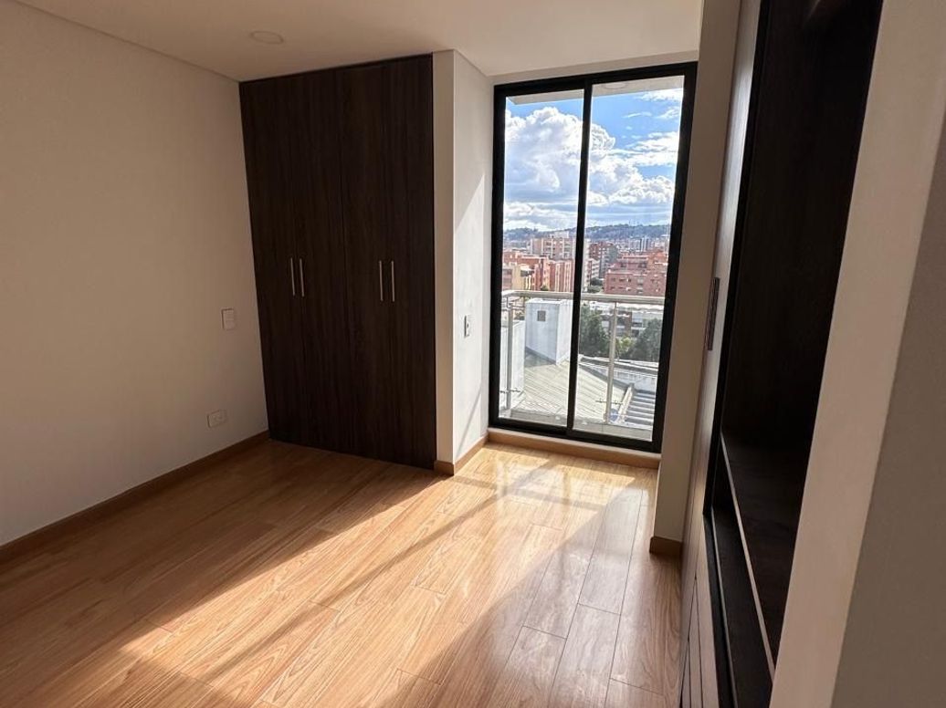 Apartamento de 3 alcobas en venta en Los Cedritos, Bogotá, 80 m² · foto 7 de 20