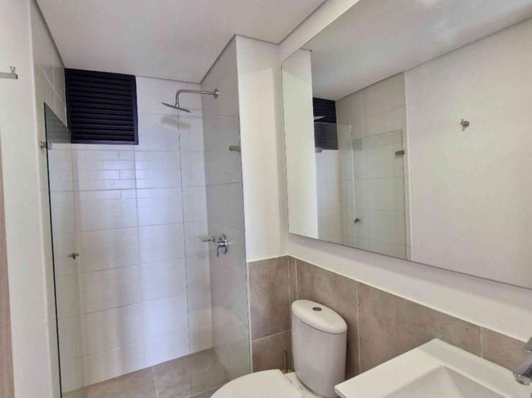 Apartamento de 1 alcoba en venta en Los Alcazares, Bogotá, 27 m² · foto 10 de 20