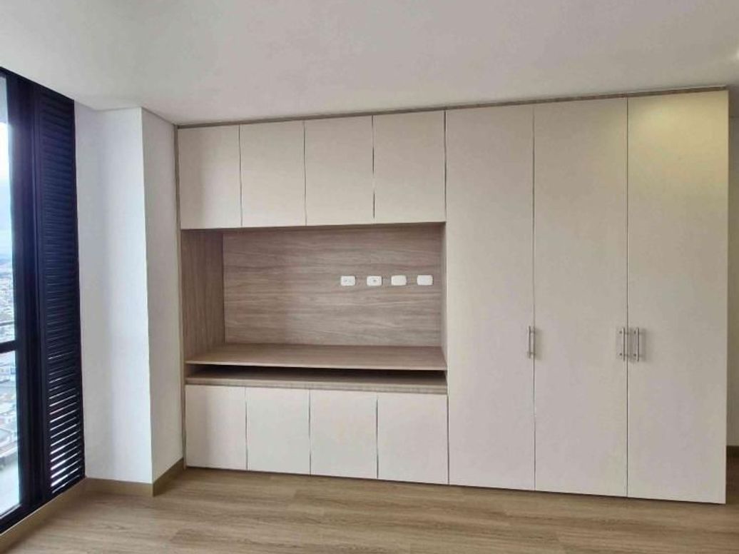 Apartamento de 1 alcoba en venta en Los Alcazares, Bogotá, 27 m² · foto 2 de 20