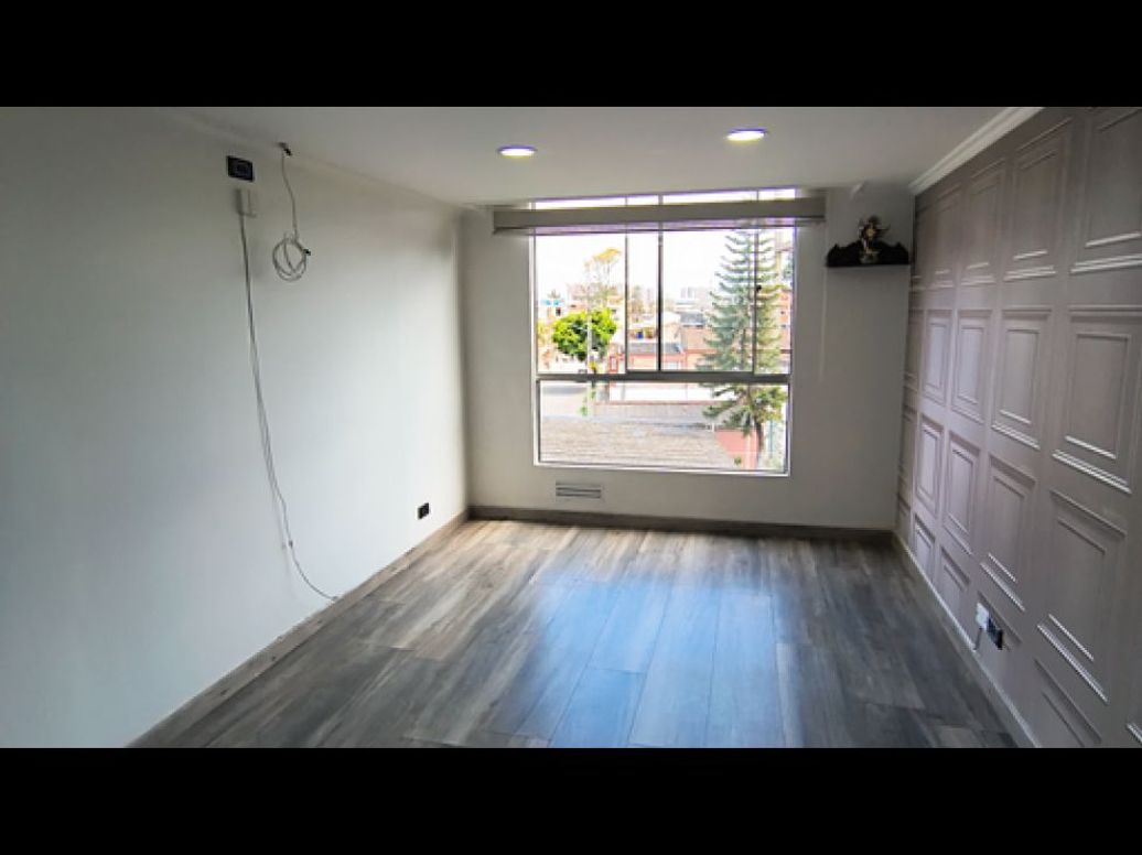 Apartamento de 3 alcobas en venta en Ferrocaja, Bogotá, 55 m² · foto 2 de 20