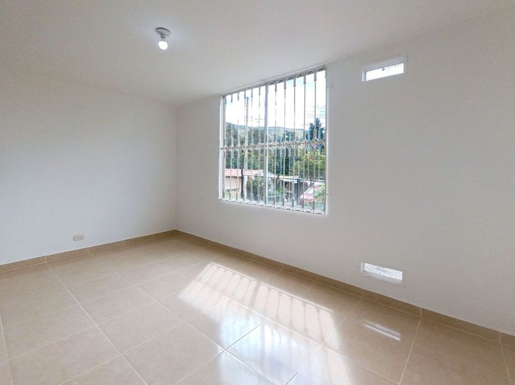 Apartamento de 2 alcobas en venta en El Oasis, Bogotá, 41 m² · foto 7 de 11