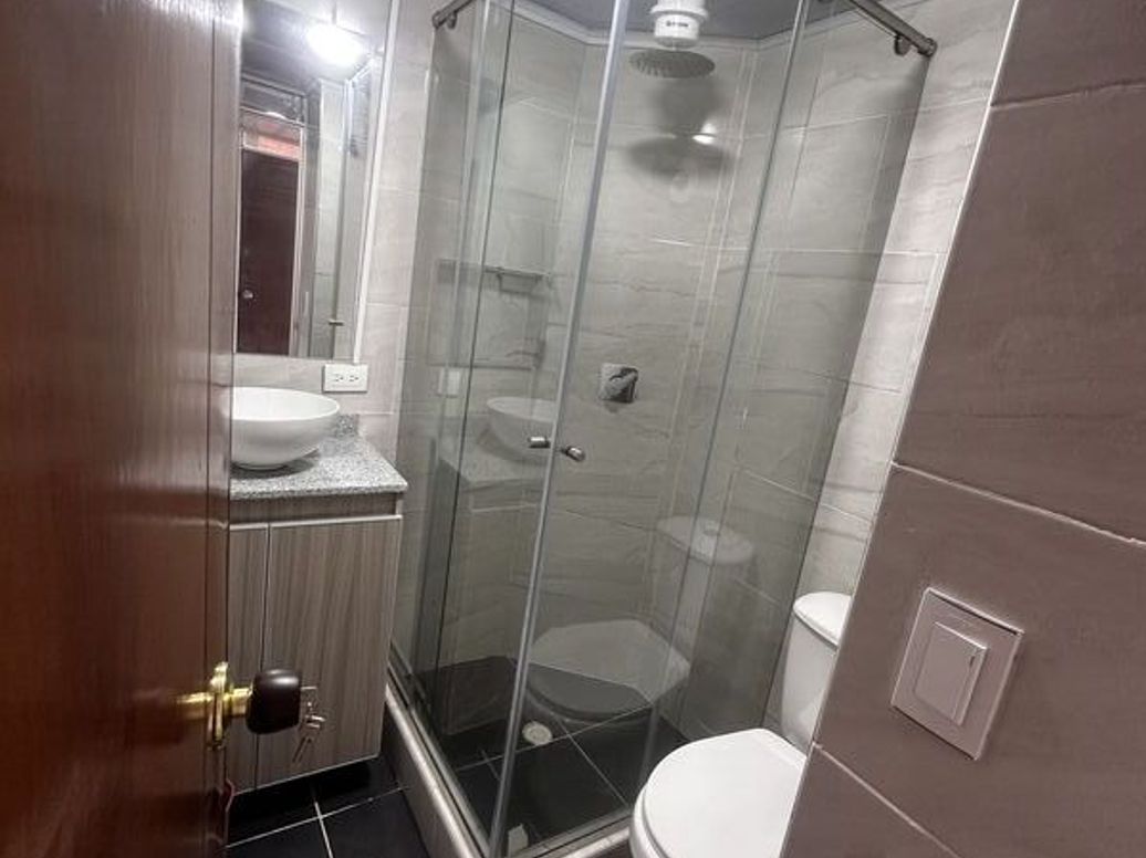 Apartamento de 3 alcobas en venta en Floralia I Sector, Bogotá, 67 m² · foto 13 de 20