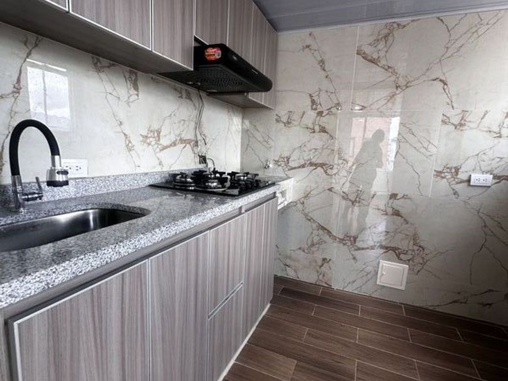 Apartamento de 3 alcobas en venta en Floralia I Sector, Bogotá, 67 m² · foto 8 de 20