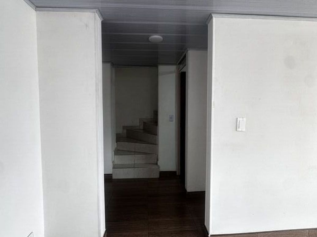Apartamento de 3 alcobas en venta en Floralia I Sector, Bogotá, 67 m² · foto 7 de 20
