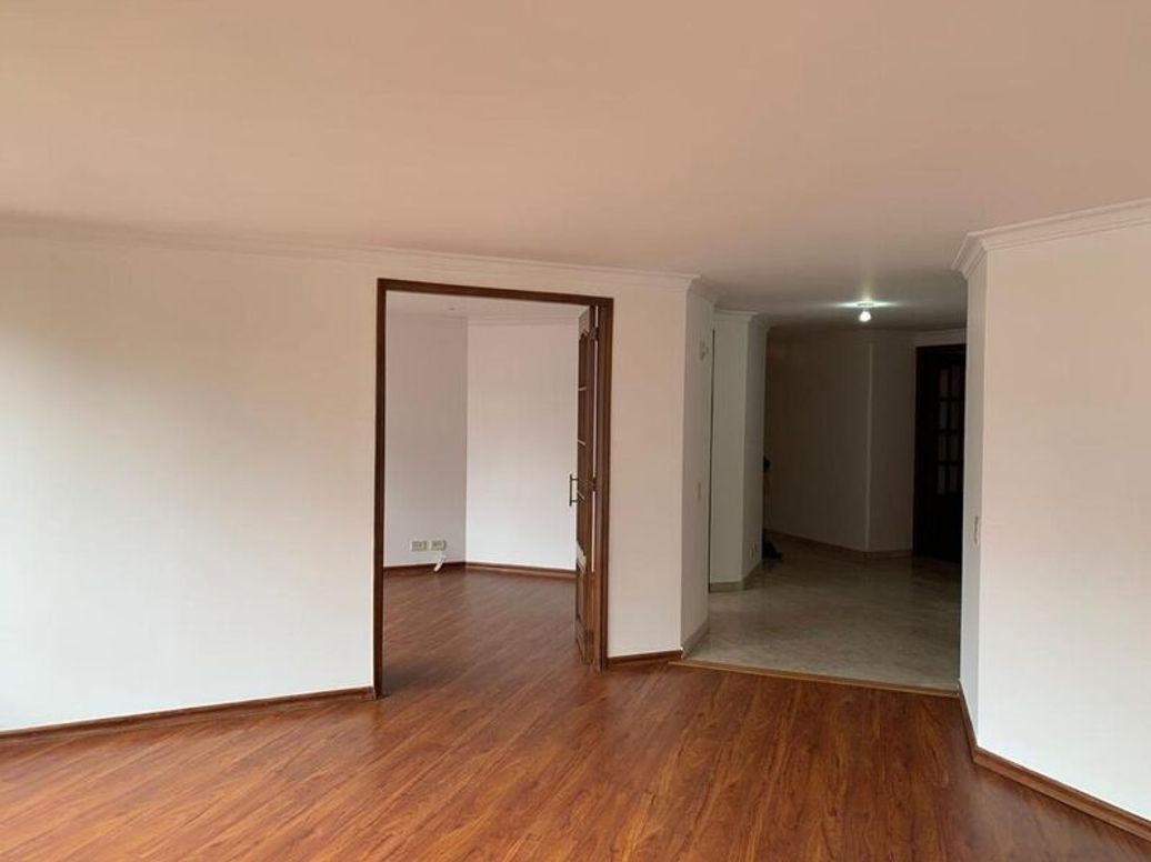Apartamento de 4 alcobas en venta en Chico Norte Et. Iii, Bogotá, 171 m² · foto 8 de 20