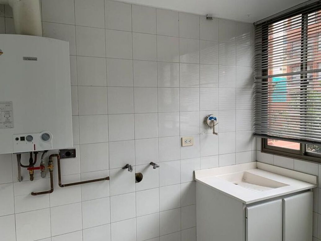 Apartamento de 4 alcobas en venta en Chico Norte Et. Iii, Bogotá, 171 m² · foto 11 de 20