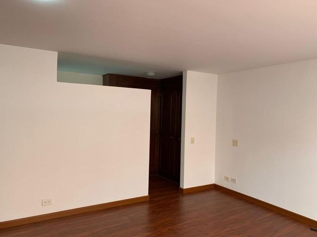 Apartamento de 4 alcobas en venta en Chico Norte Et. Iii, Bogotá, 171 m² · foto 17 de 20
