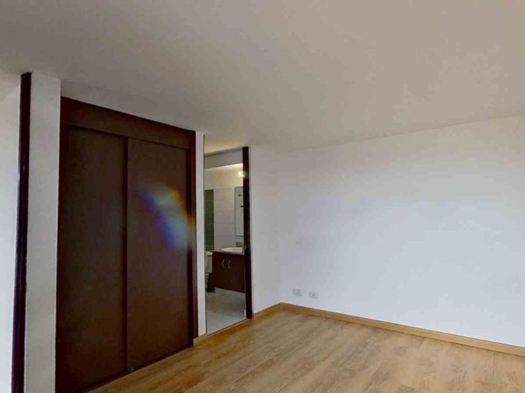 Apartamento de 3 alcobas en venta en Ciudad Techo, Bogotá, 52 m² · foto 5 de 18