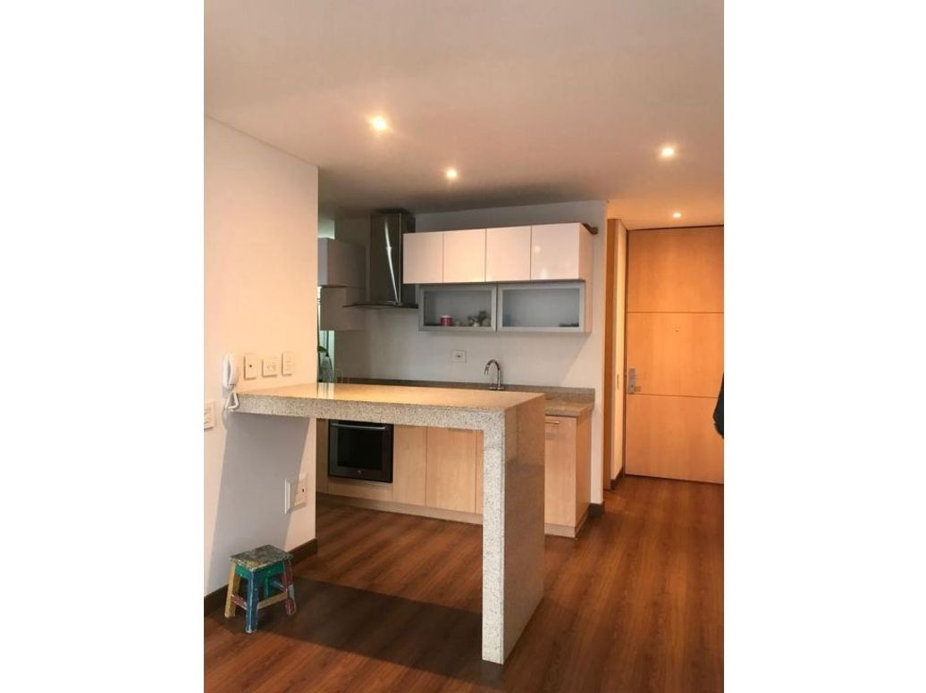 Apartaestudio en venta en Santa Barbara, Bogotá, 52 m² · foto 4 de 9