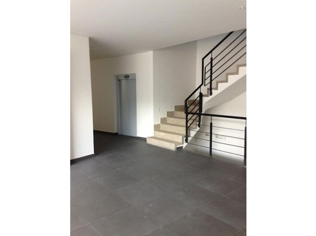 Apartaestudio en venta en Santa Barbara, Bogotá, 52 m² · foto 6 de 9