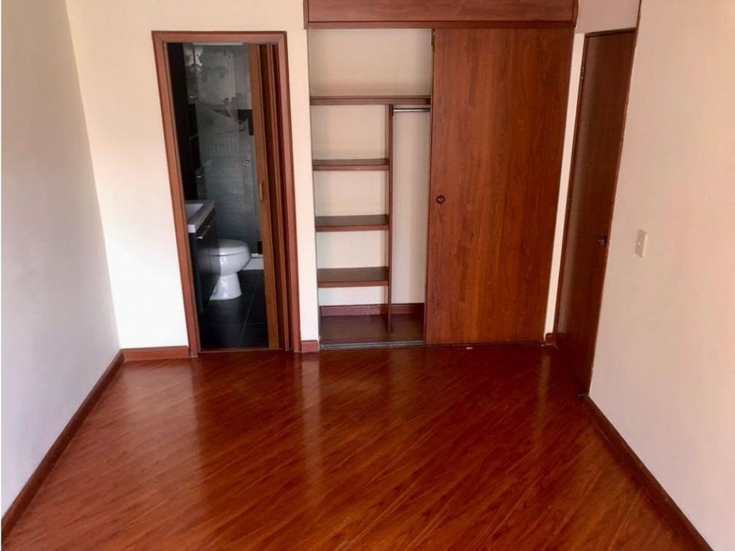 Apartamento de 3 alcobas en venta en Modelia, Bogotá, 74 m² · foto 5 de 13