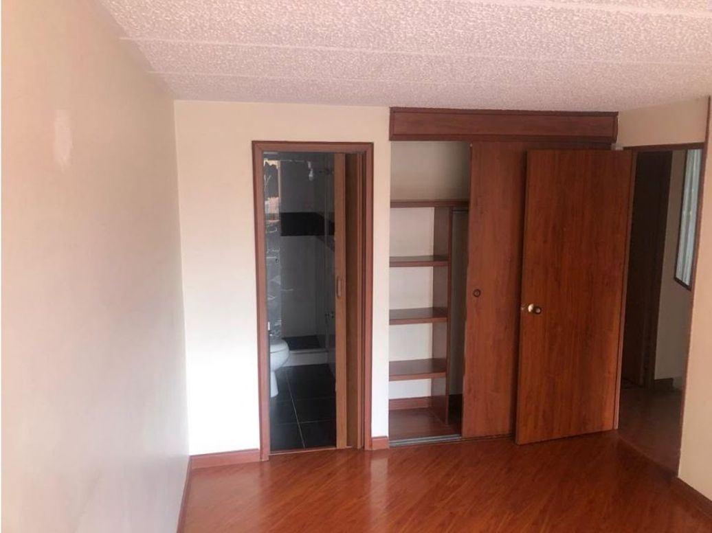 Apartamento de 3 alcobas en venta en Modelia, Bogotá, 74 m² · foto 6 de 13