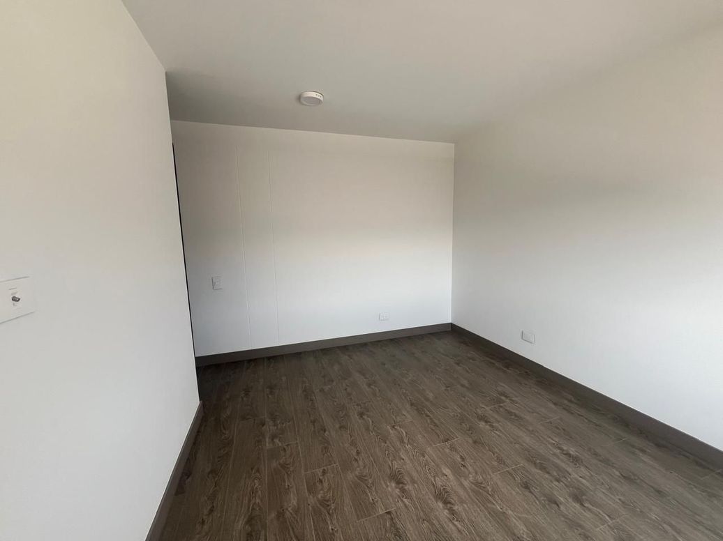 Apartamento de 3 alcobas en venta en Lagos De Torca, Bogotá, 90 m² · foto 17 de 20