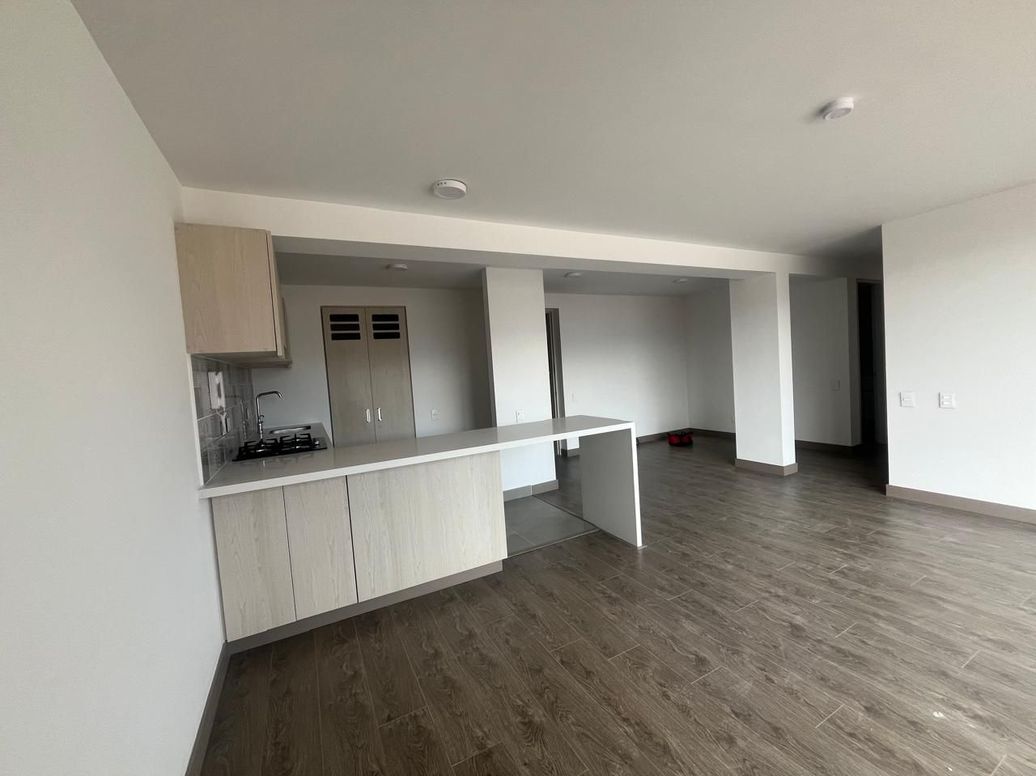 Apartamento de 3 alcobas en venta en Lagos De Torca, Bogotá, 90 m² · foto 2 de 20