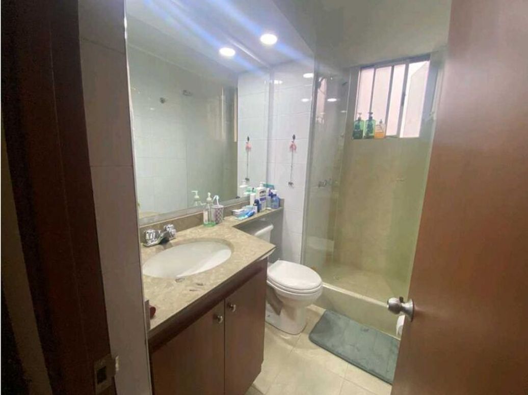 Apartamento de 3 alcobas en venta en Barrancas, Bogotá, 106 m² · foto 9 de 14