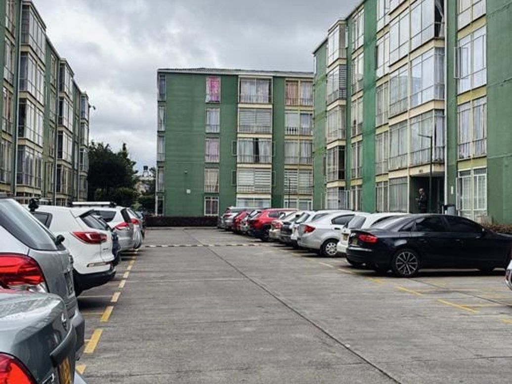Apartamento de 3 alcobas en venta en Bosque De San Carlos, Bogotá, 57 m² · foto 3 de 20