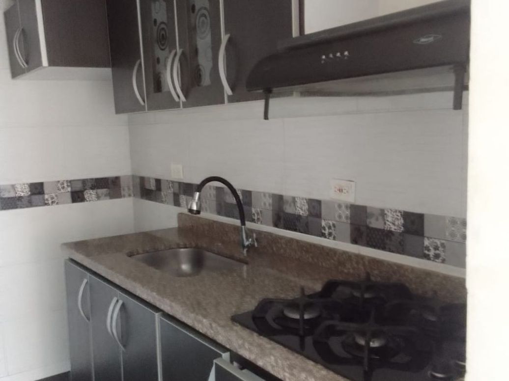 Apartamento de 3 alcobas en venta en Las Vegas De Santa Ana, Bogotá, 45 m² · foto 5 de 9