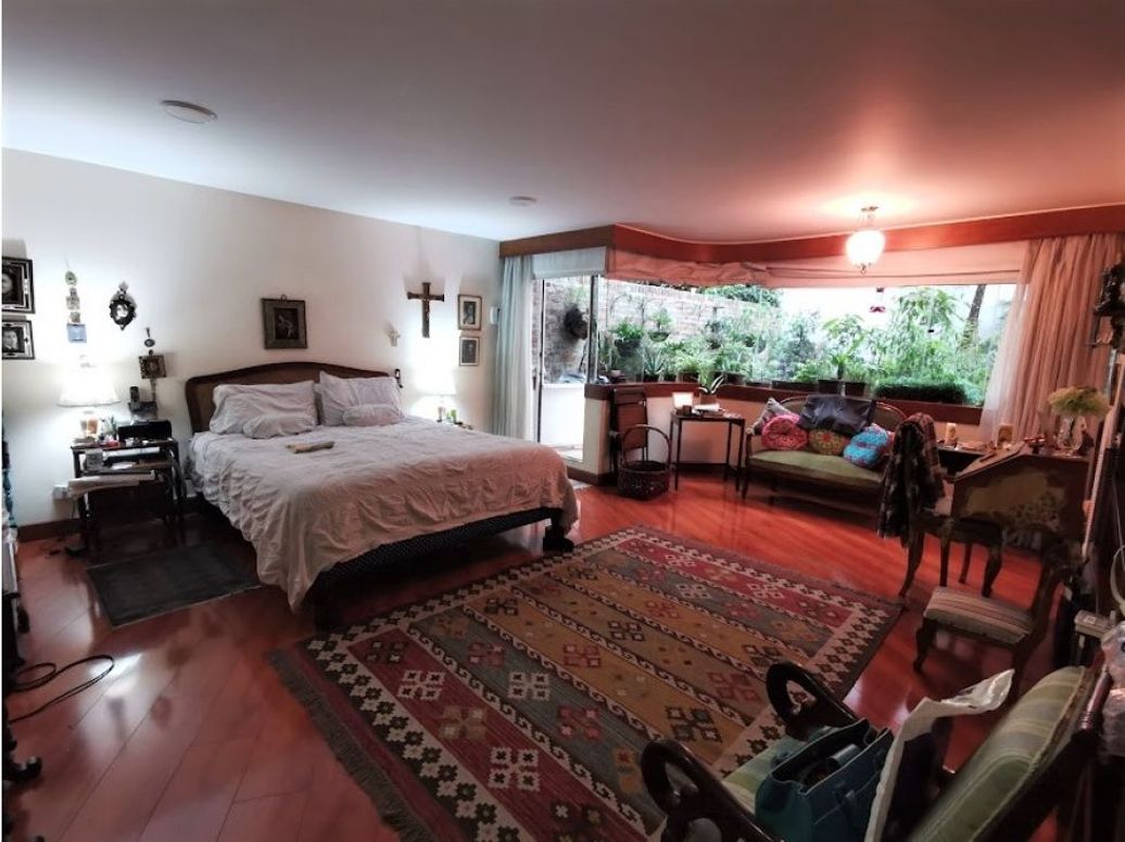 Apartamento de 3 alcobas en venta en Los Rosales, Bogotá, 284 m² · foto 12 de 20