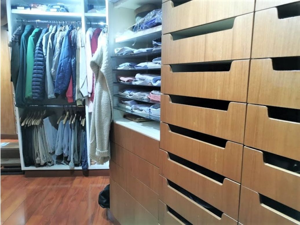 Apartamento de 3 alcobas en venta en Los Rosales, Bogotá, 284 m² · foto 16 de 20