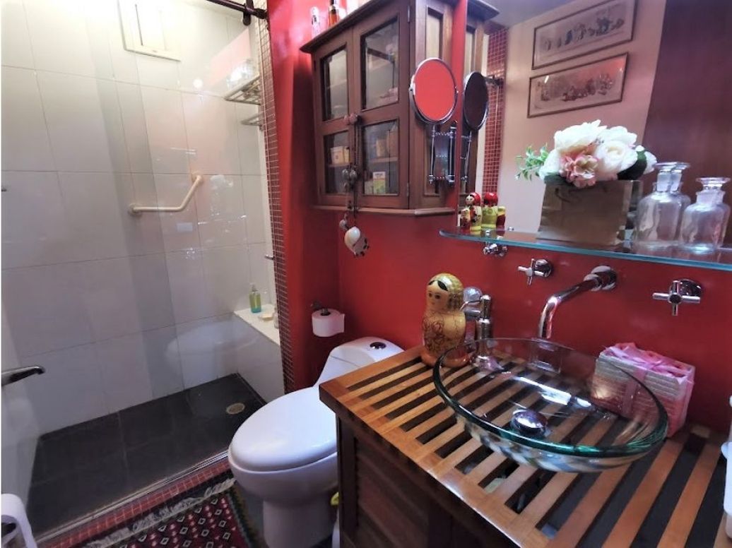 Apartamento de 3 alcobas en venta en Los Rosales, Bogotá, 284 m² · foto 18 de 20