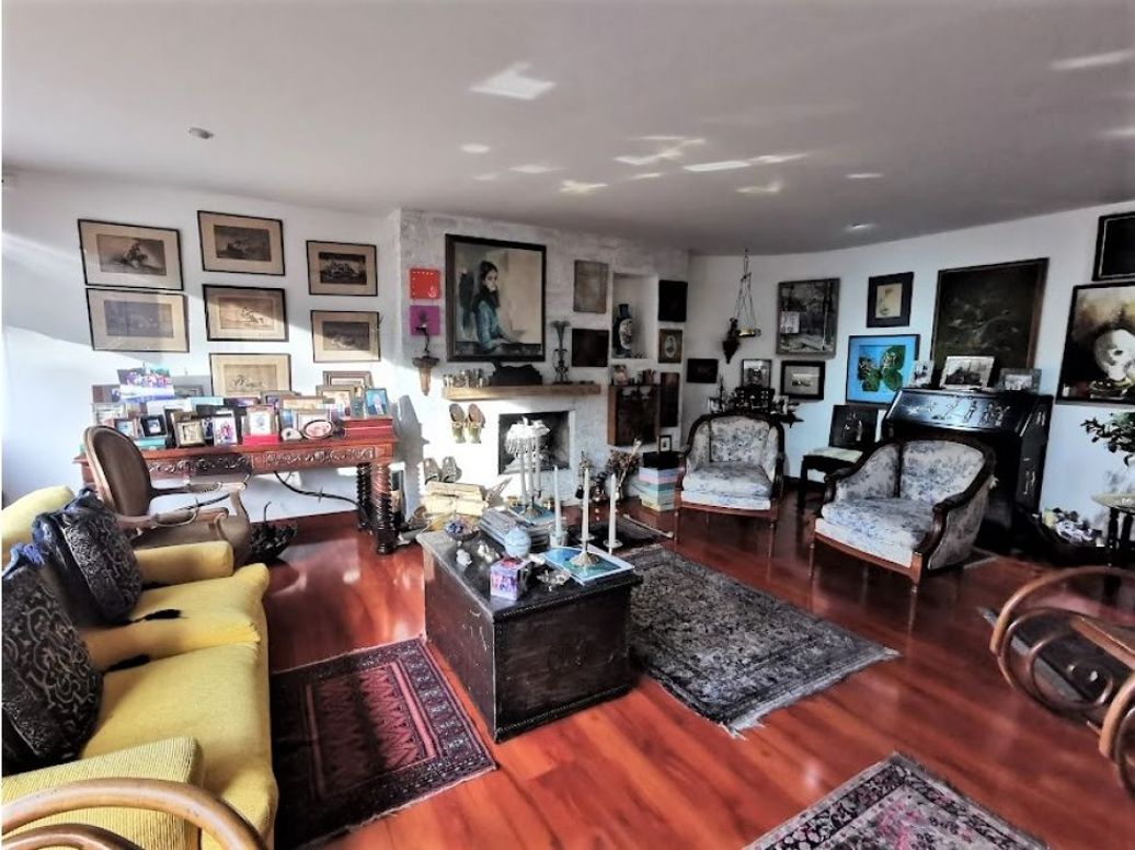Apartamento de 3 alcobas en venta en Los Rosales, Bogotá, 284 m² · foto 3 de 20